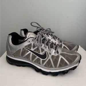 Nike Men's All Black Silver Gray Running Shoes Nike AIRMAX+ 2011 size 11